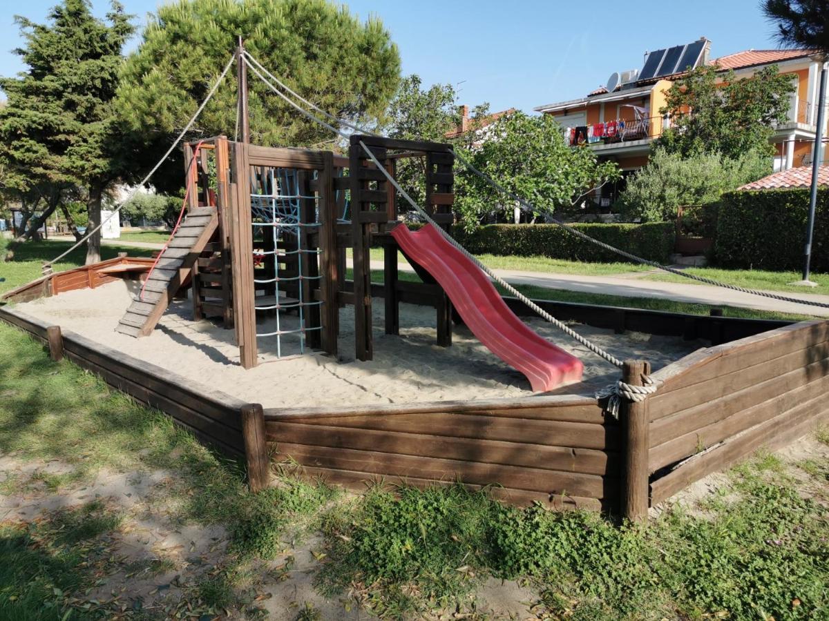 Nina Deluxe Superior 5 Star Apartment, Your Piece Of Heaven By The Sea & Park Novigrad Istria Exterior foto