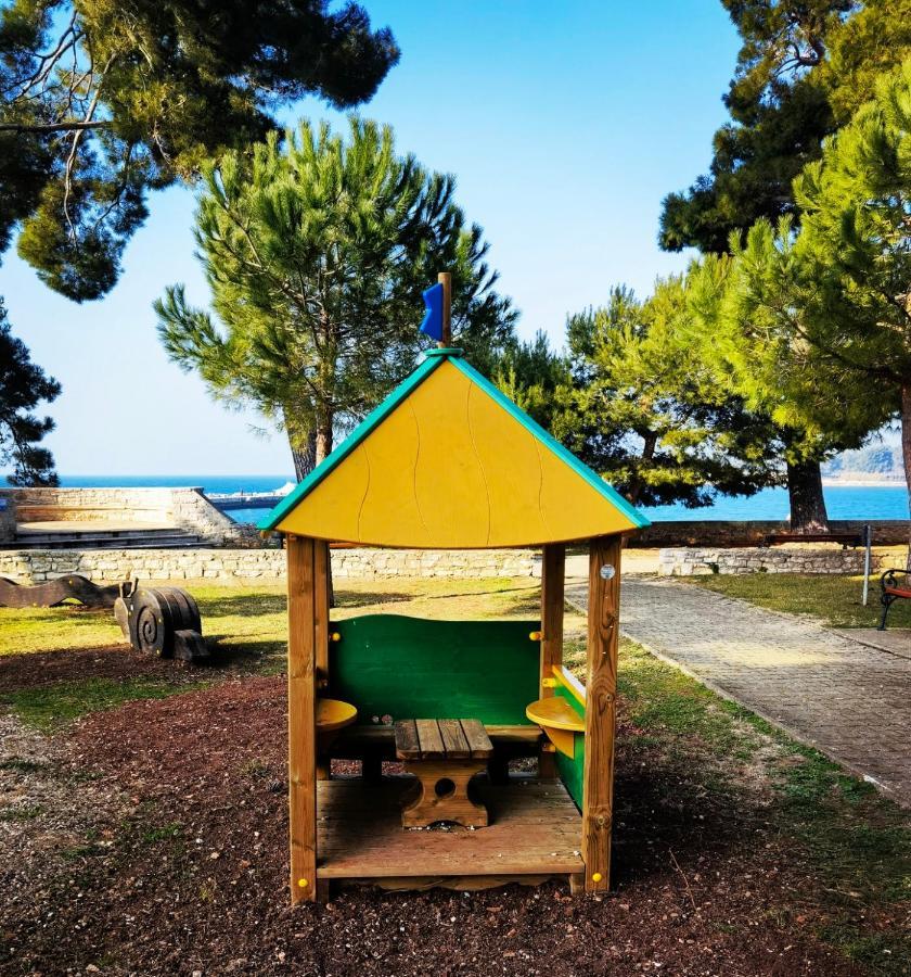 Nina Deluxe Superior 5 Star Apartment, Your Piece Of Heaven By The Sea & Park Novigrad Istria Exterior foto